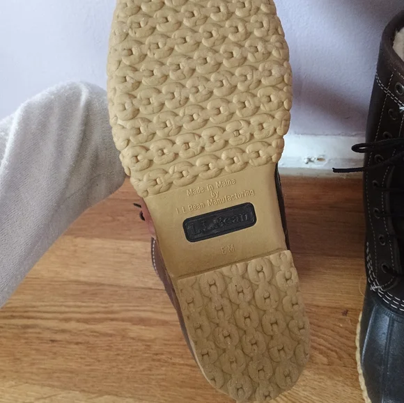 L.L. Bean Sherpa Lined Lace-Up Duck Boots Women's Size 8 - Picture 4 of 5